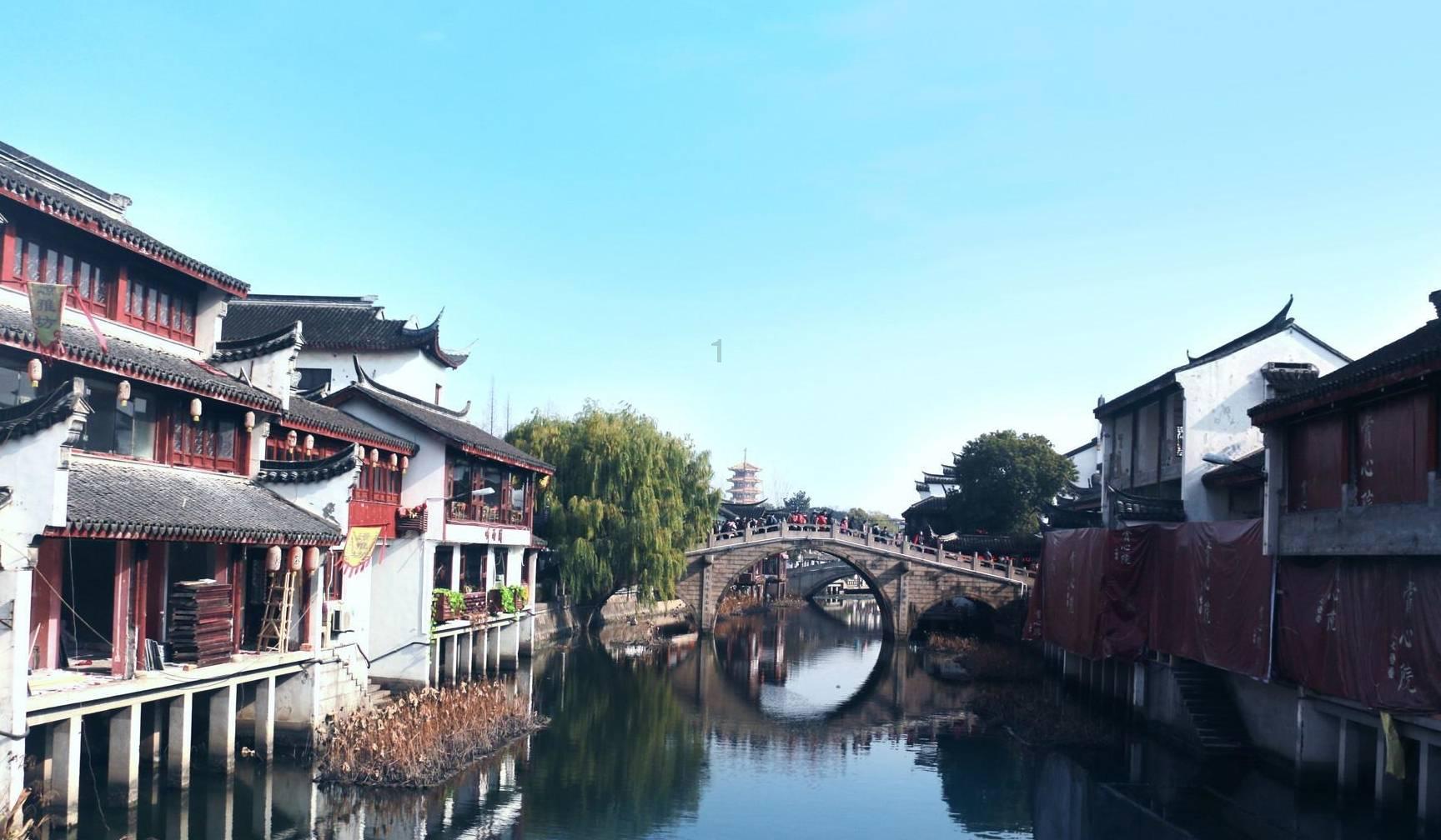 空中抛枪